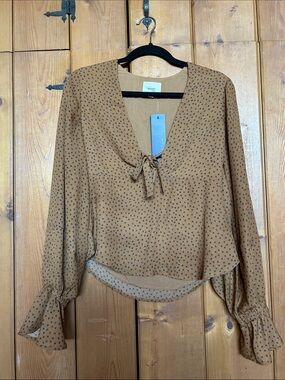 Reset Nutmeg Tie-Neck Long Sleeve Blouse with Blue-Black Stars